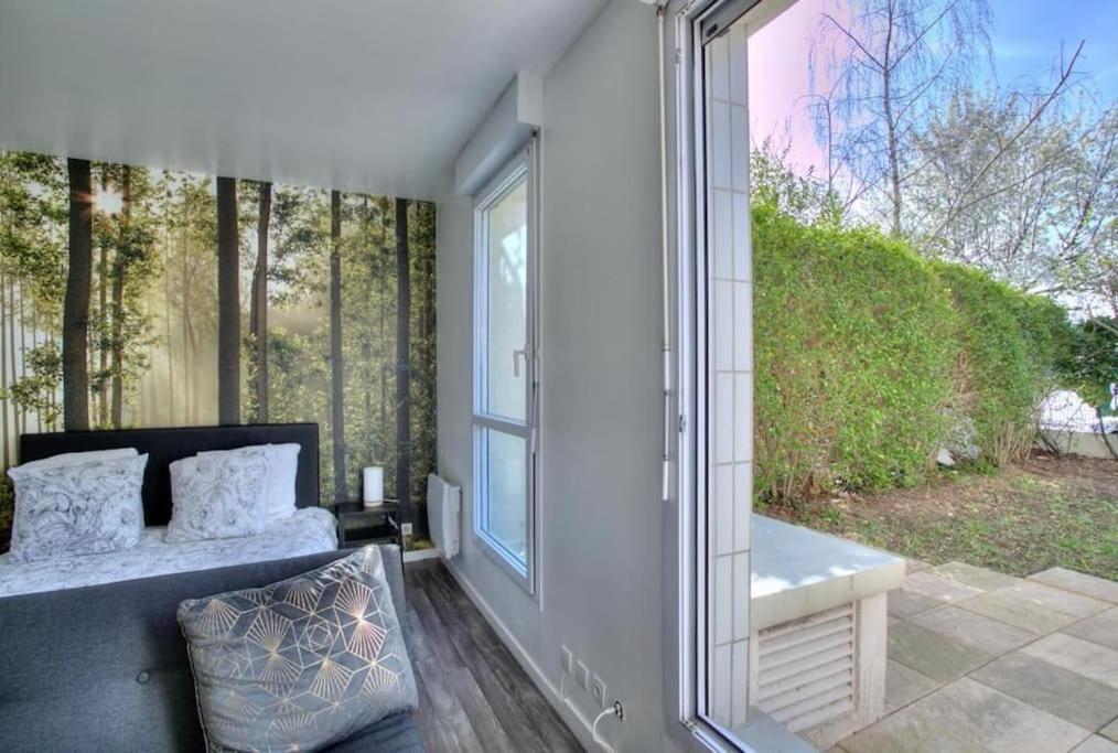 Studio Spacieux Avec Terrasse Et Parking Viry-Châtillon Zewnętrze zdjęcie