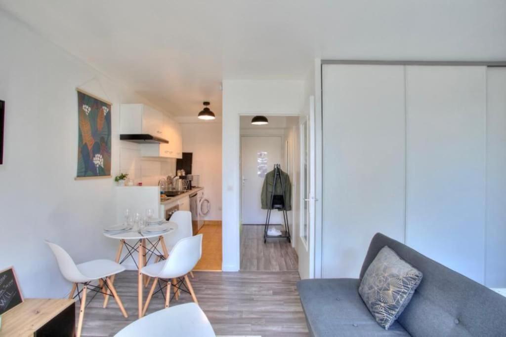 Studio Spacieux Avec Terrasse Et Parking Viry-Châtillon Zewnętrze zdjęcie