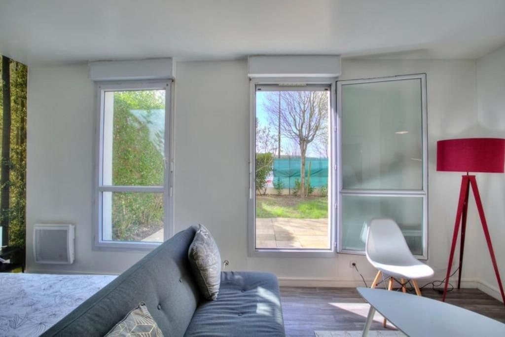 Studio Spacieux Avec Terrasse Et Parking Viry-Châtillon Zewnętrze zdjęcie