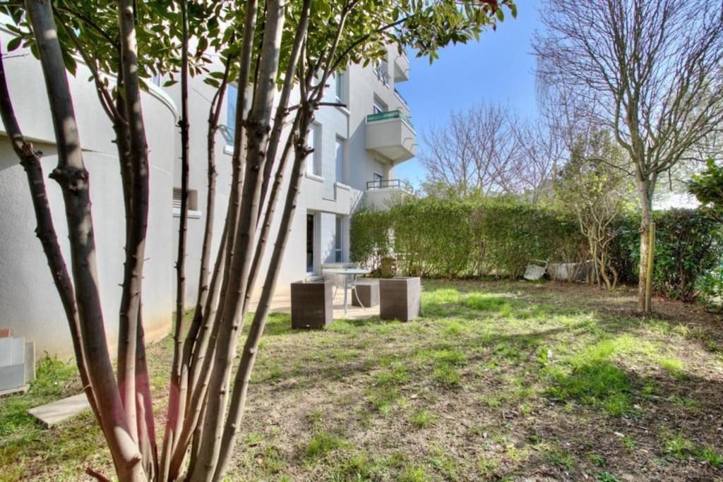 Studio Spacieux Avec Terrasse Et Parking Viry-Châtillon Zewnętrze zdjęcie